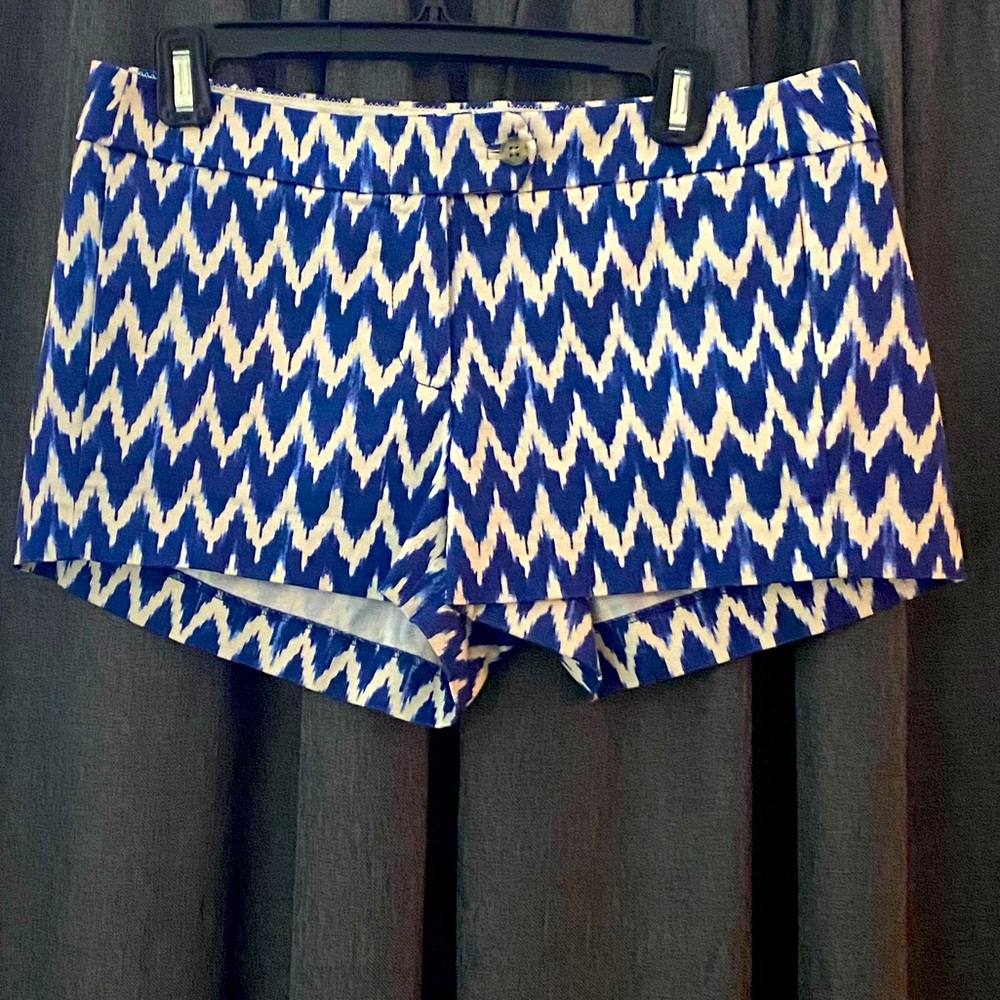 J. Crew Factory Ikat Print Short, size 6